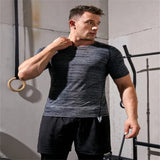 Gym Wear Tees Men Slim Bodybuilding Short Sleeve Shirts Polyester Drying Fit Shirts Athletic Wear